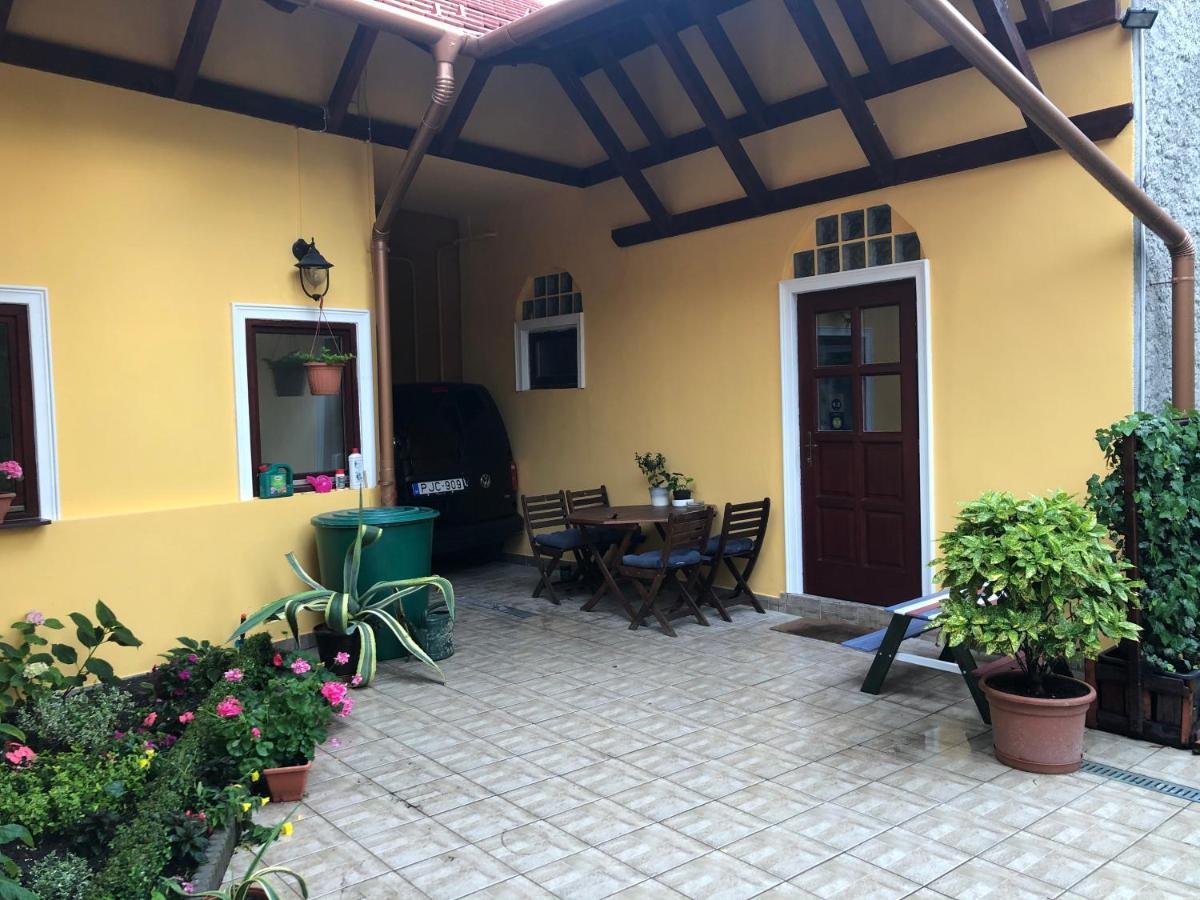 Rigo Lak Apartment Miskolc Ngoại thất bức ảnh