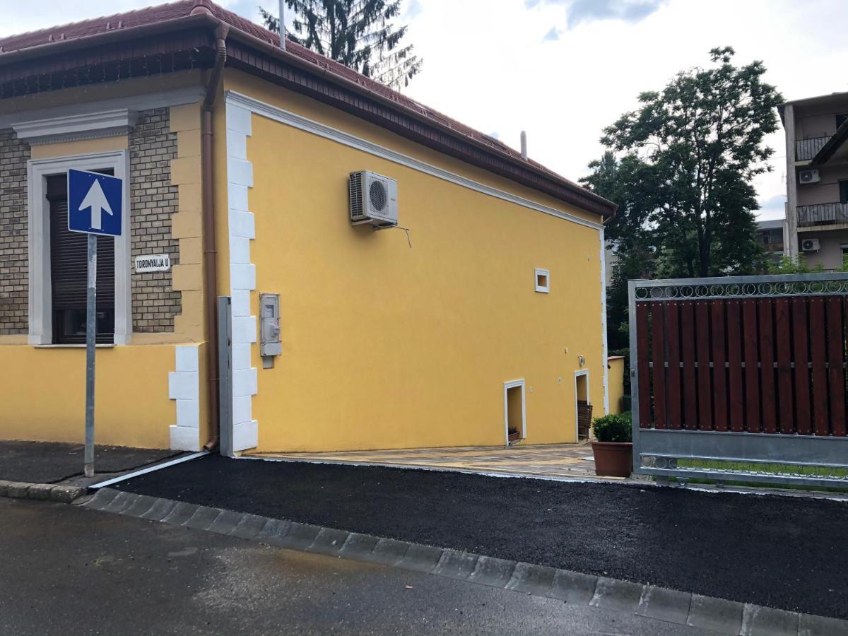 Rigo Lak Apartment Miskolc Ngoại thất bức ảnh